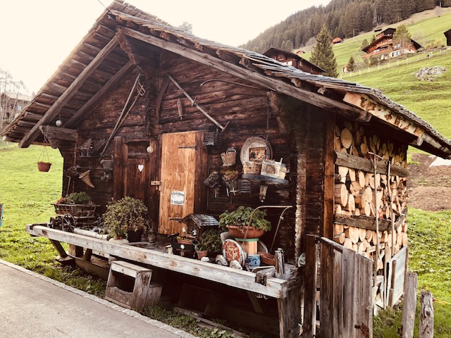 Honestly Shop at Gimmelwald